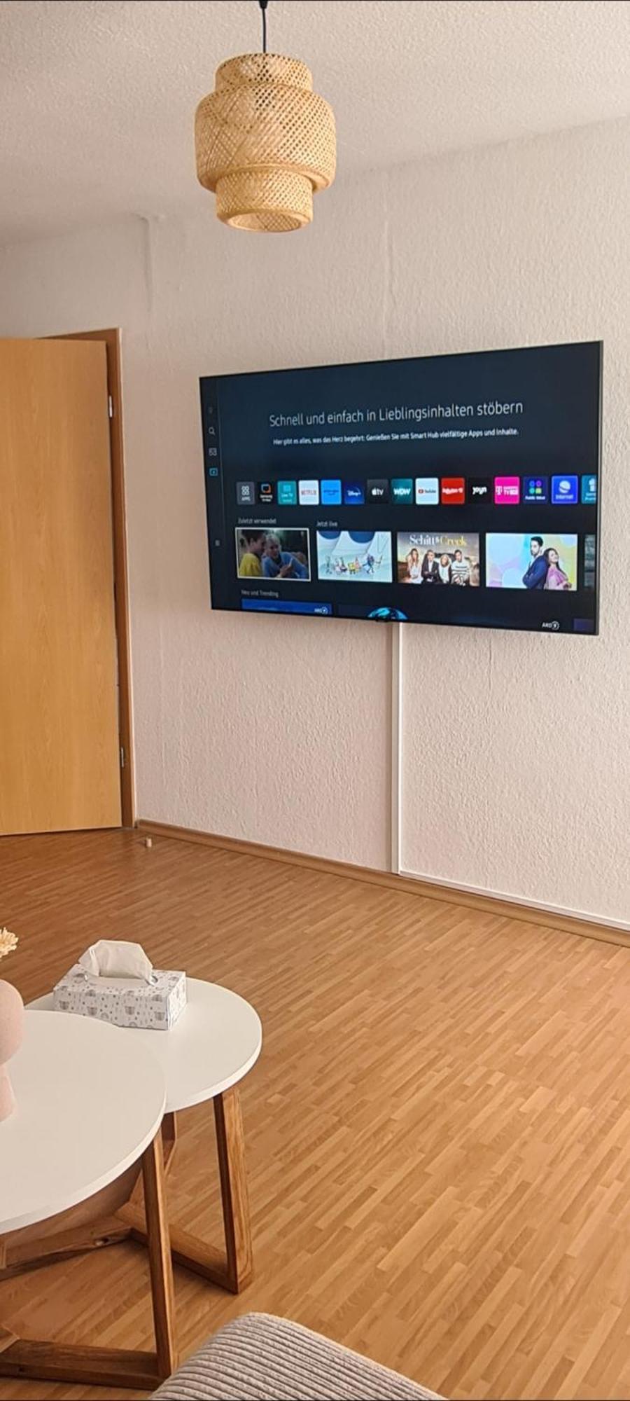 Stilvolle Ferienwohnung Free Parking, Space, Wlan Niestetal المظهر الخارجي الصورة