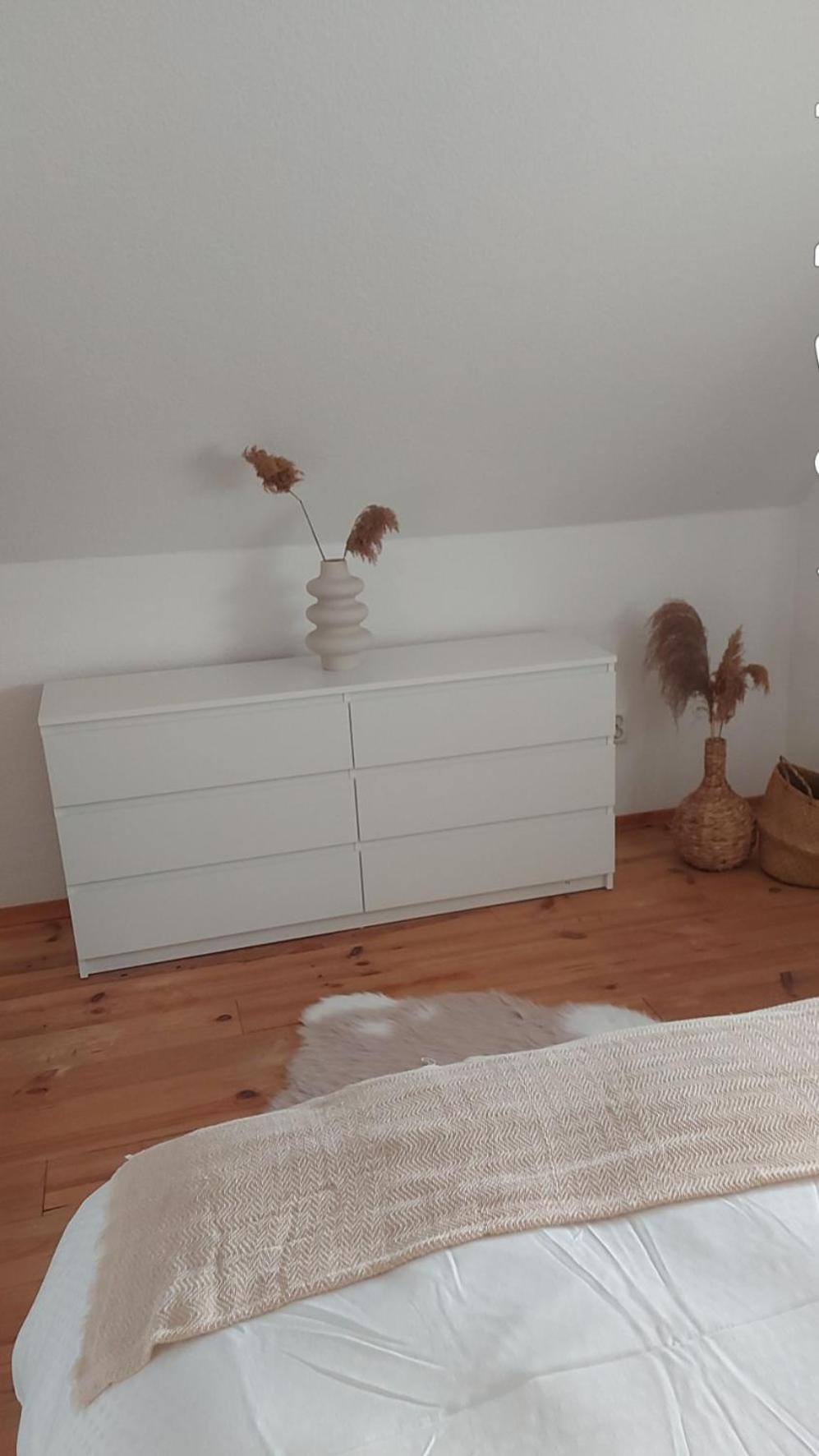 Stilvolle Ferienwohnung Free Parking, Space, Wlan Niestetal المظهر الخارجي الصورة