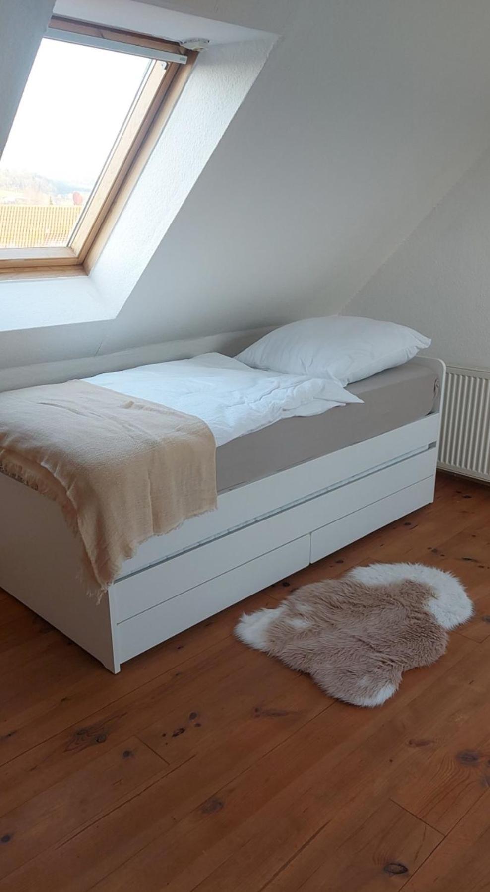 Stilvolle Ferienwohnung Free Parking, Space, Wlan Niestetal المظهر الخارجي الصورة